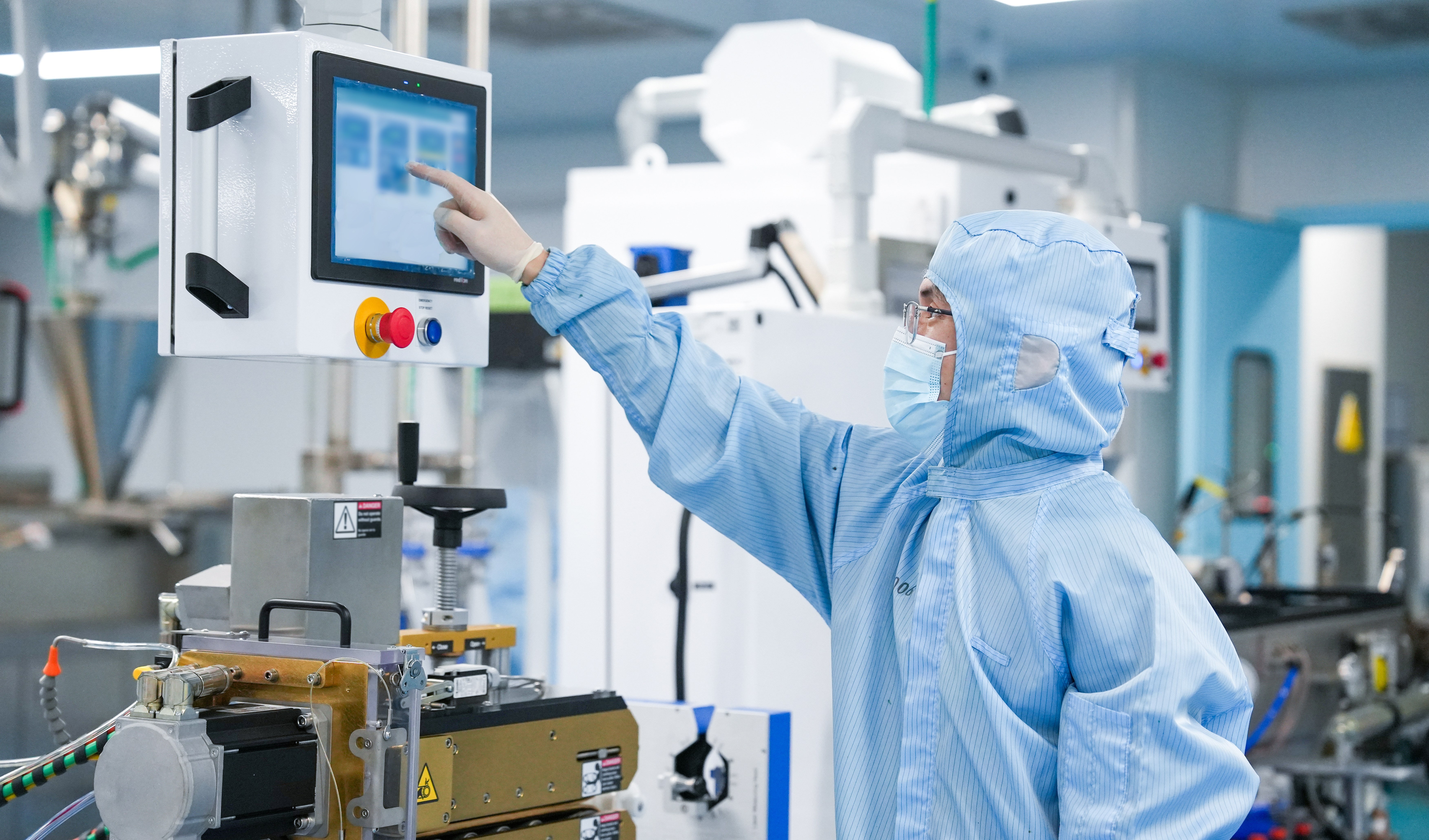 Manufacturing Excellence: Coury Medical's Integrated Production Capabilities